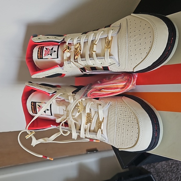 ESPN 1979 Adidas - Picture 3 of 11